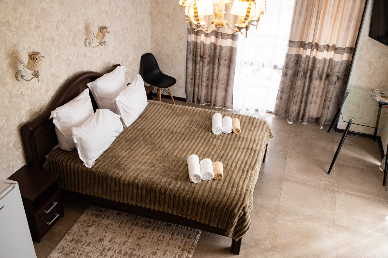 Room 1
